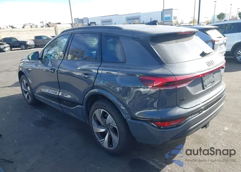 2025 Audi Q6 E-Tron Premium Plus Quattro z USA, uszkodzony, nr VIN WA124BGF2SA067600